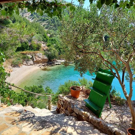 Vala Hrvaska Robinson 3*