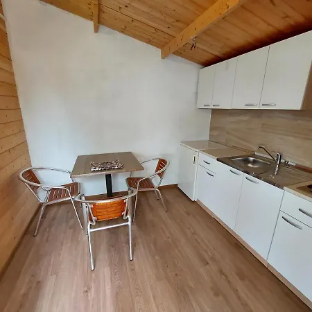 Vala Hrvaska Robinson