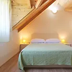 Vala Hrvaska Robinson Gornji Humac