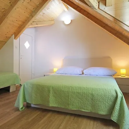 Vala Hrvaska Robinson Vendégház 3*